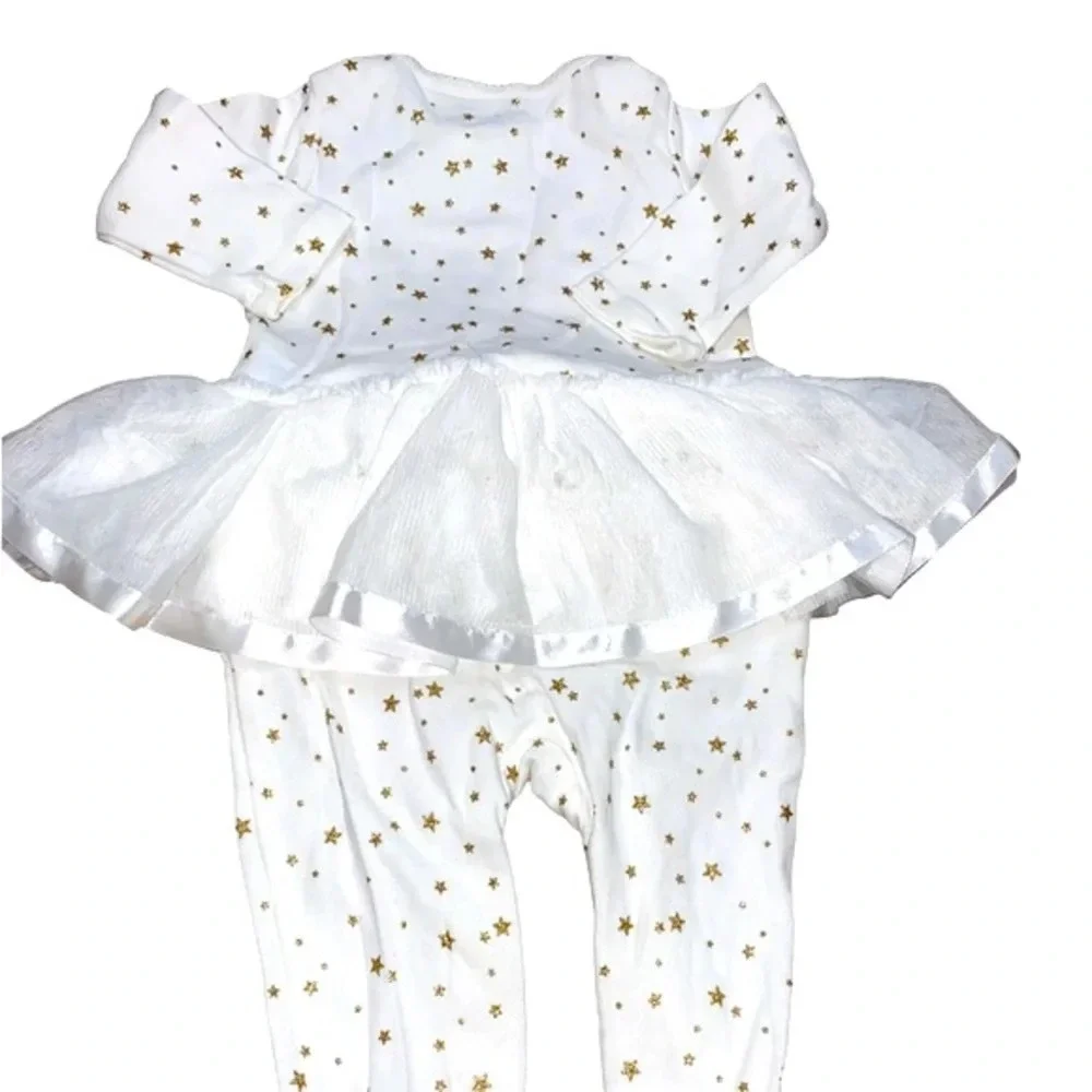 The childrens place onesie outfit 3-6 months